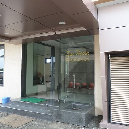 Отель Sai Heera Residency Ширди Экстерьер фото